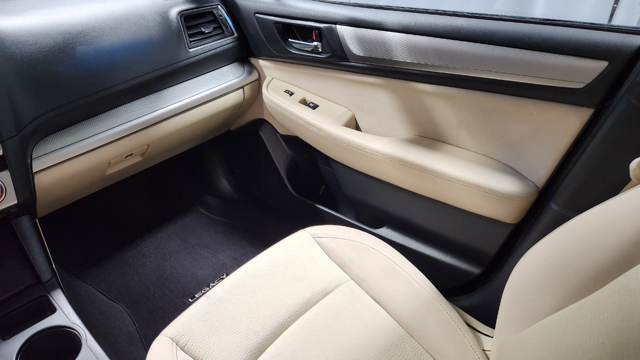 Subaru Legacy 2.5i Premium 2015