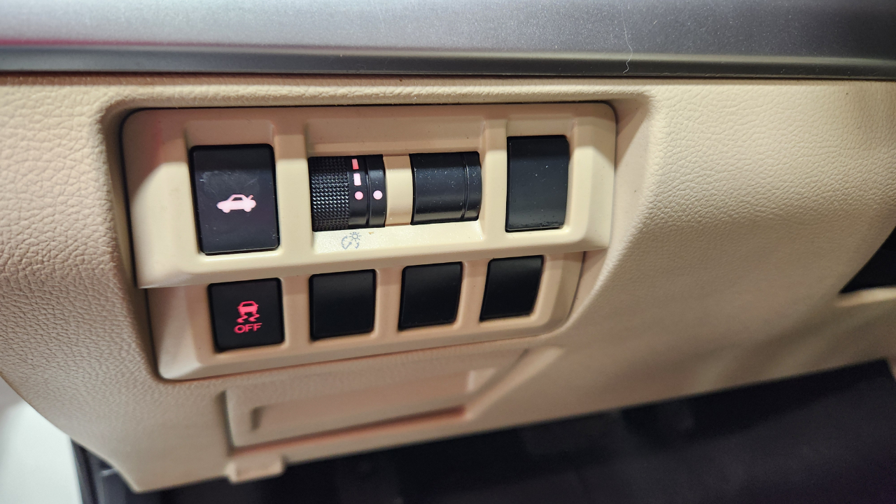 Subaru Legacy 2.5i Premium 2015