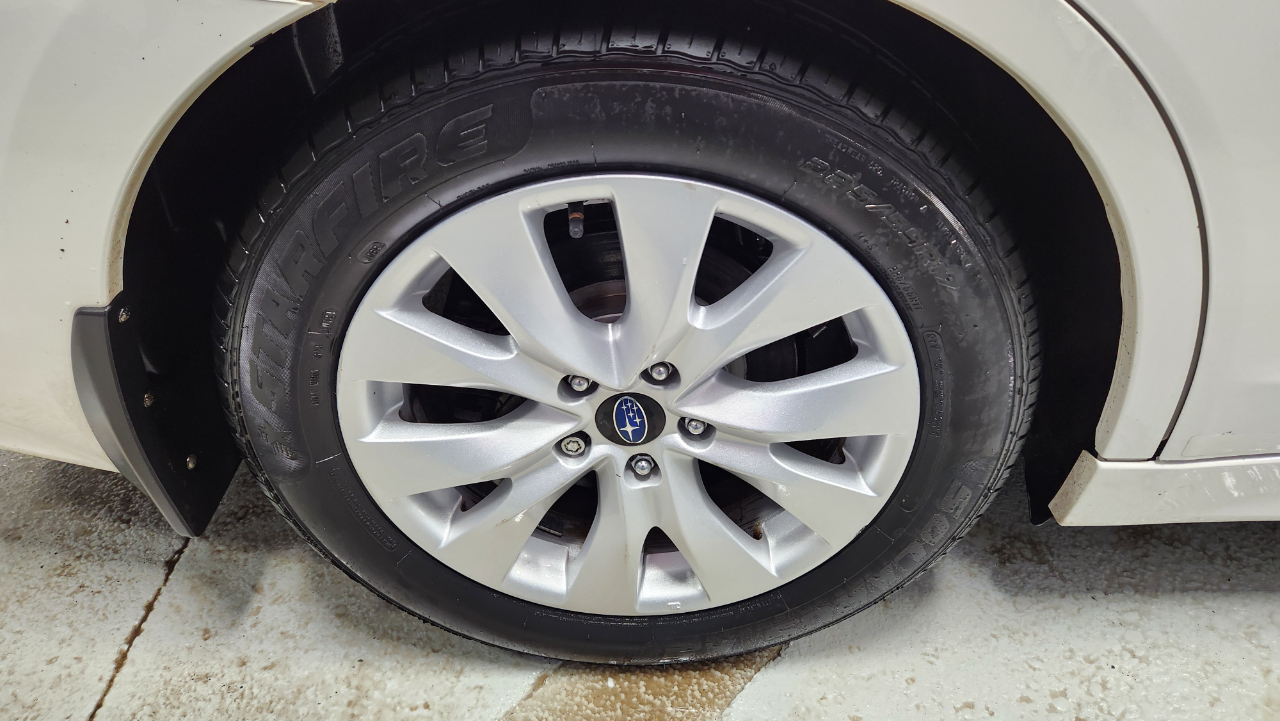 Subaru Legacy 2.5i Premium 2015