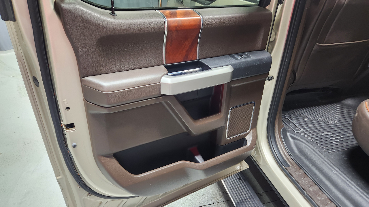 Ford F-150 King-Ranch SuperCrew 5.5-ft. 4WD 2017