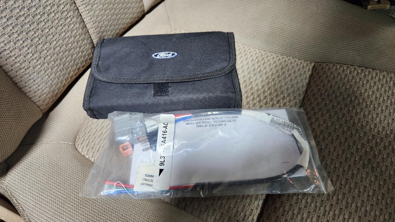 Ford F-150 XLT SuperCrew 5.5-ft. Bed 2WD 2011