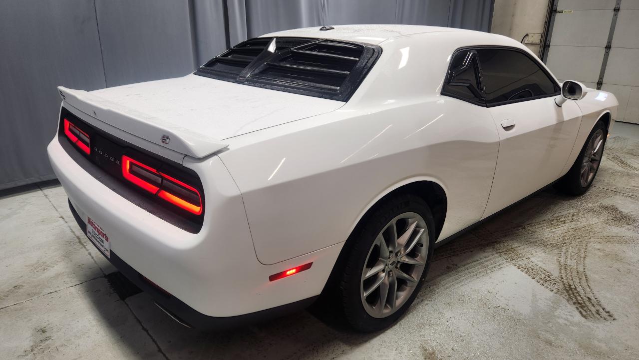 Dodge Challenger GT AWD 2022