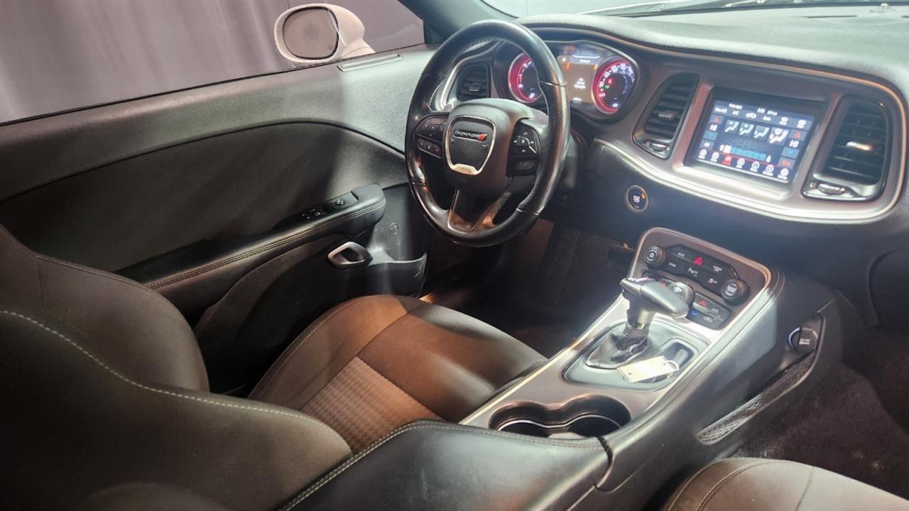 Dodge Challenger GT AWD 2022