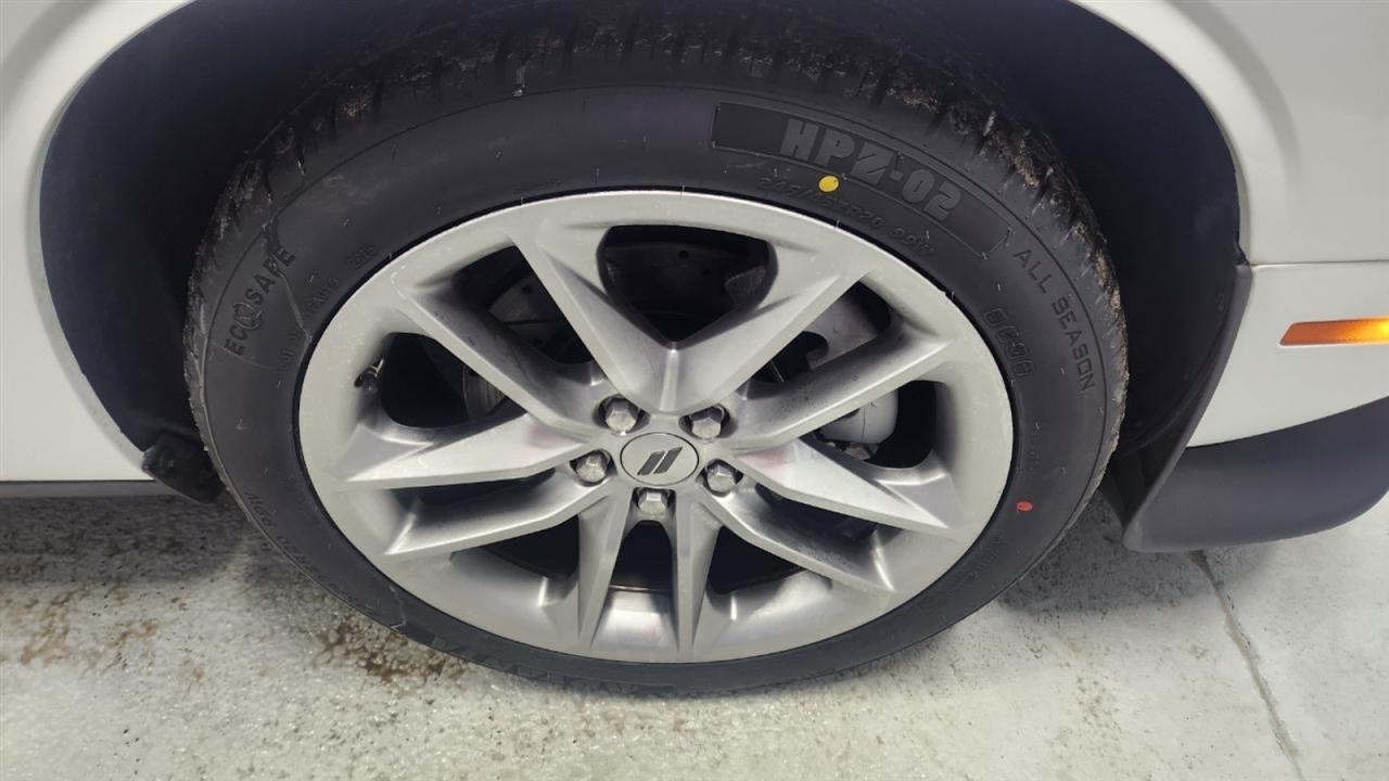 Dodge Challenger GT AWD 2022