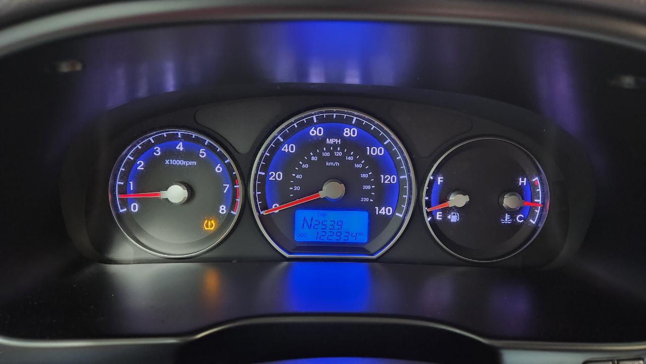 Hyundai Santa Fe SE 3.5 4WD 2011