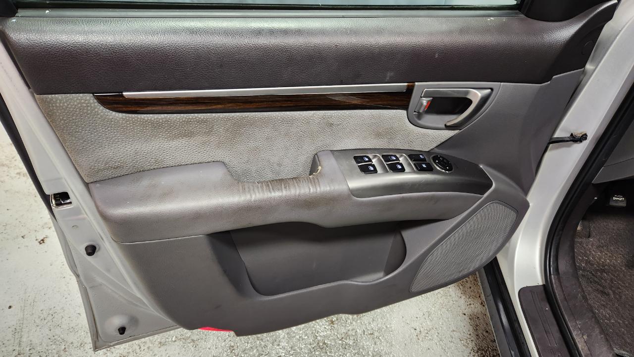 Hyundai Santa Fe SE 3.5 4WD 2011