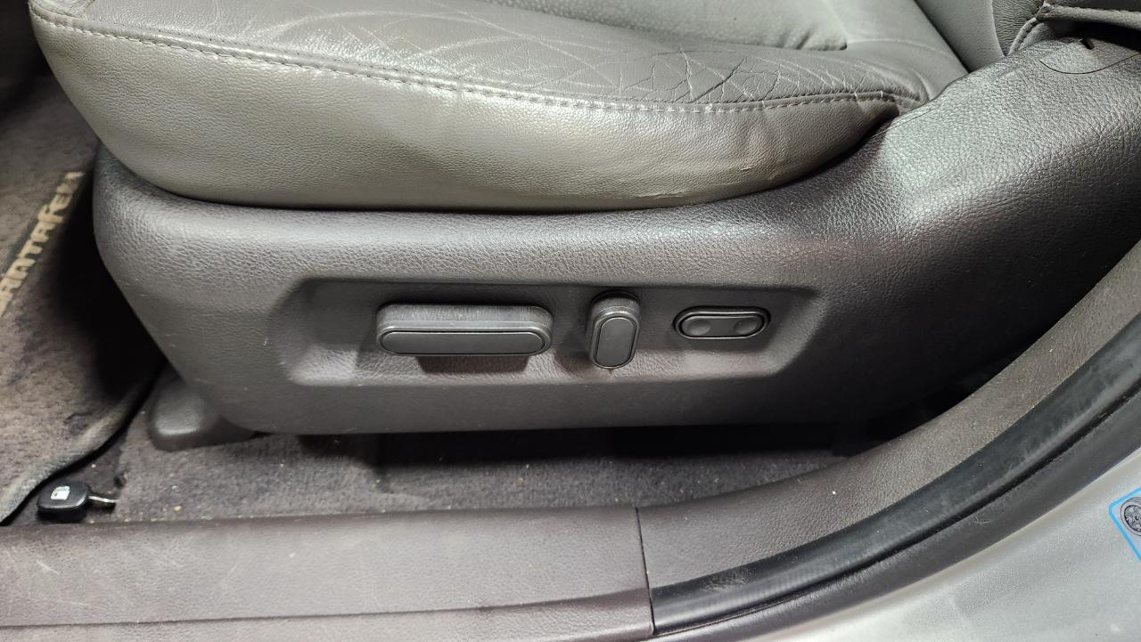 Hyundai Santa Fe SE 3.5 4WD 2011