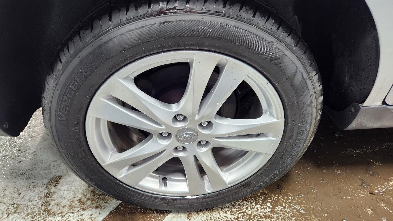 Hyundai Santa Fe SE 3.5 4WD 2011