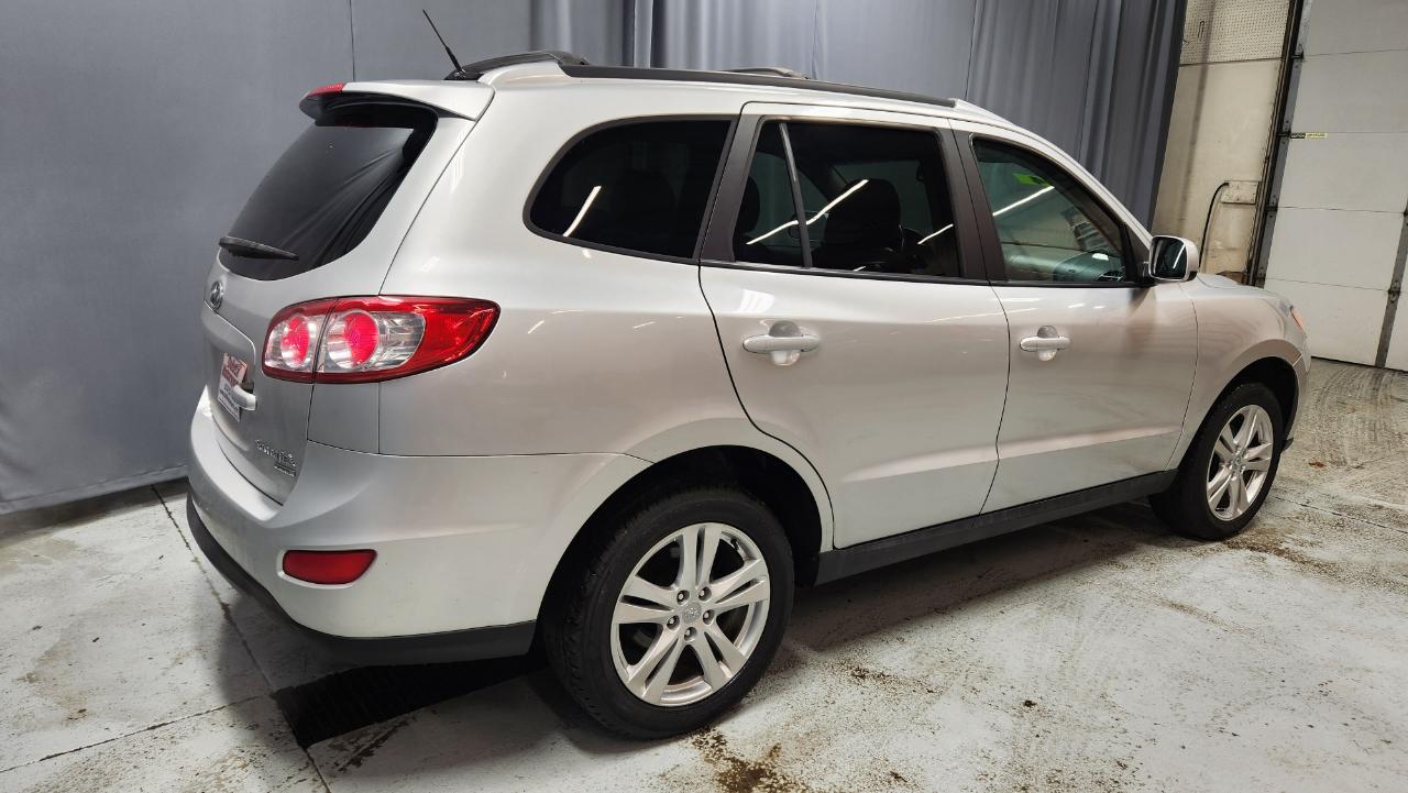 Hyundai Santa Fe SE 3.5 4WD 2011