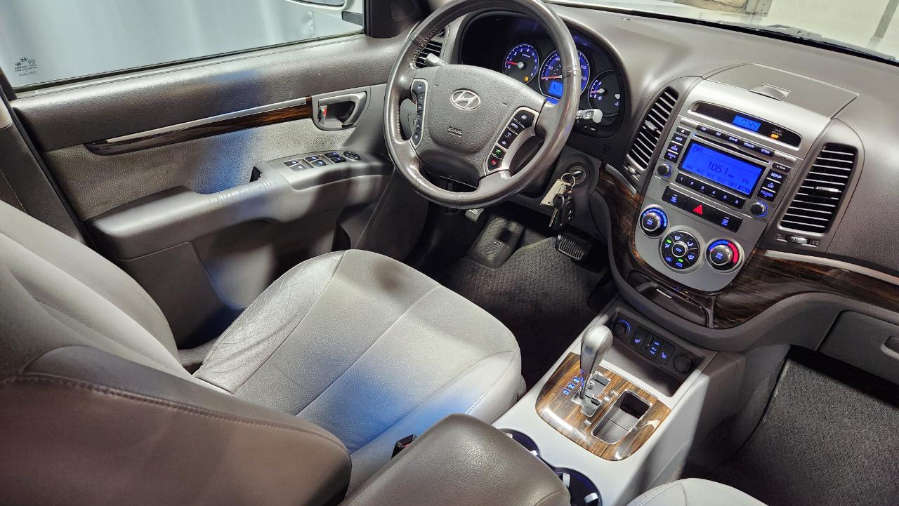 Hyundai Santa Fe SE 3.5 4WD 2011