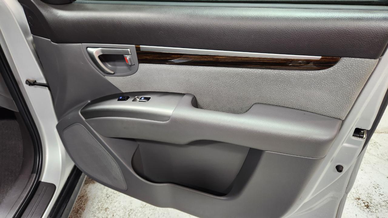 Hyundai Santa Fe SE 3.5 4WD 2011