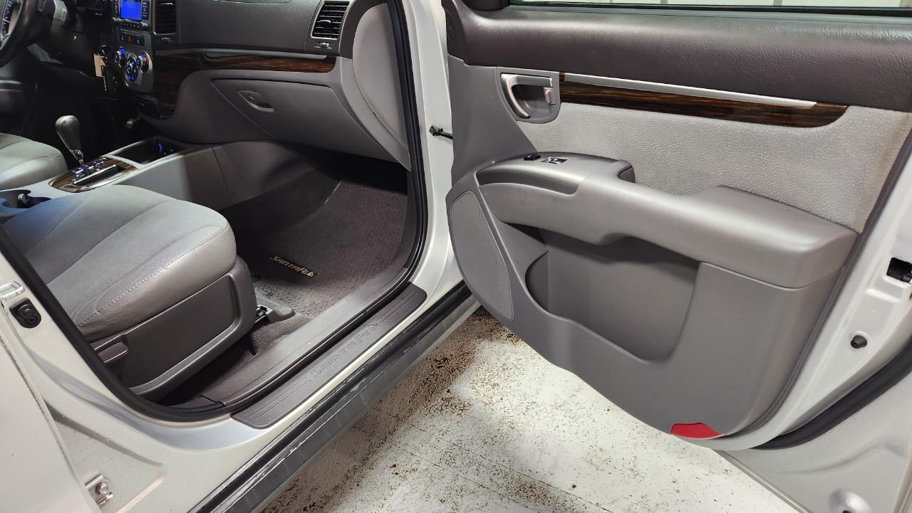 Hyundai Santa Fe SE 3.5 4WD 2011