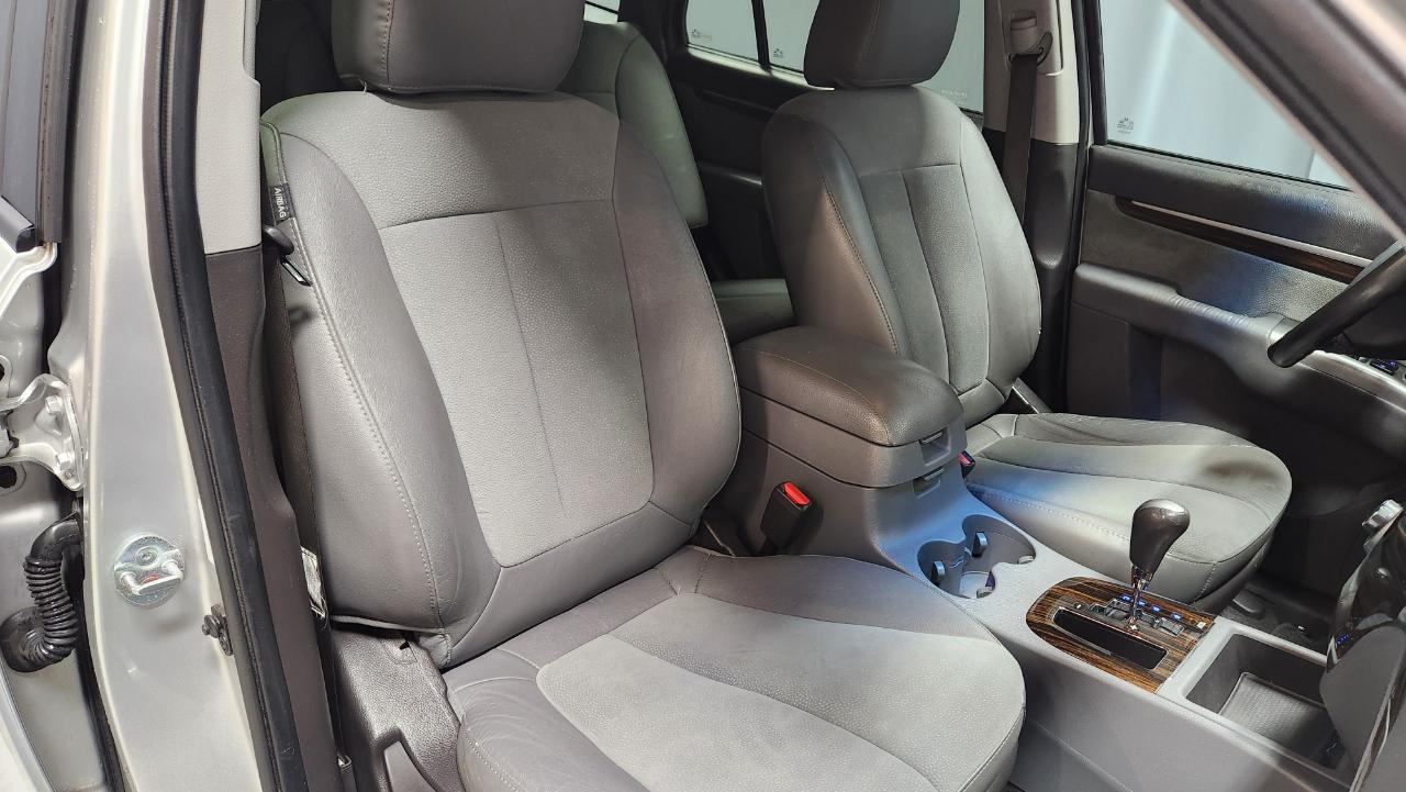 Hyundai Santa Fe SE 3.5 4WD 2011