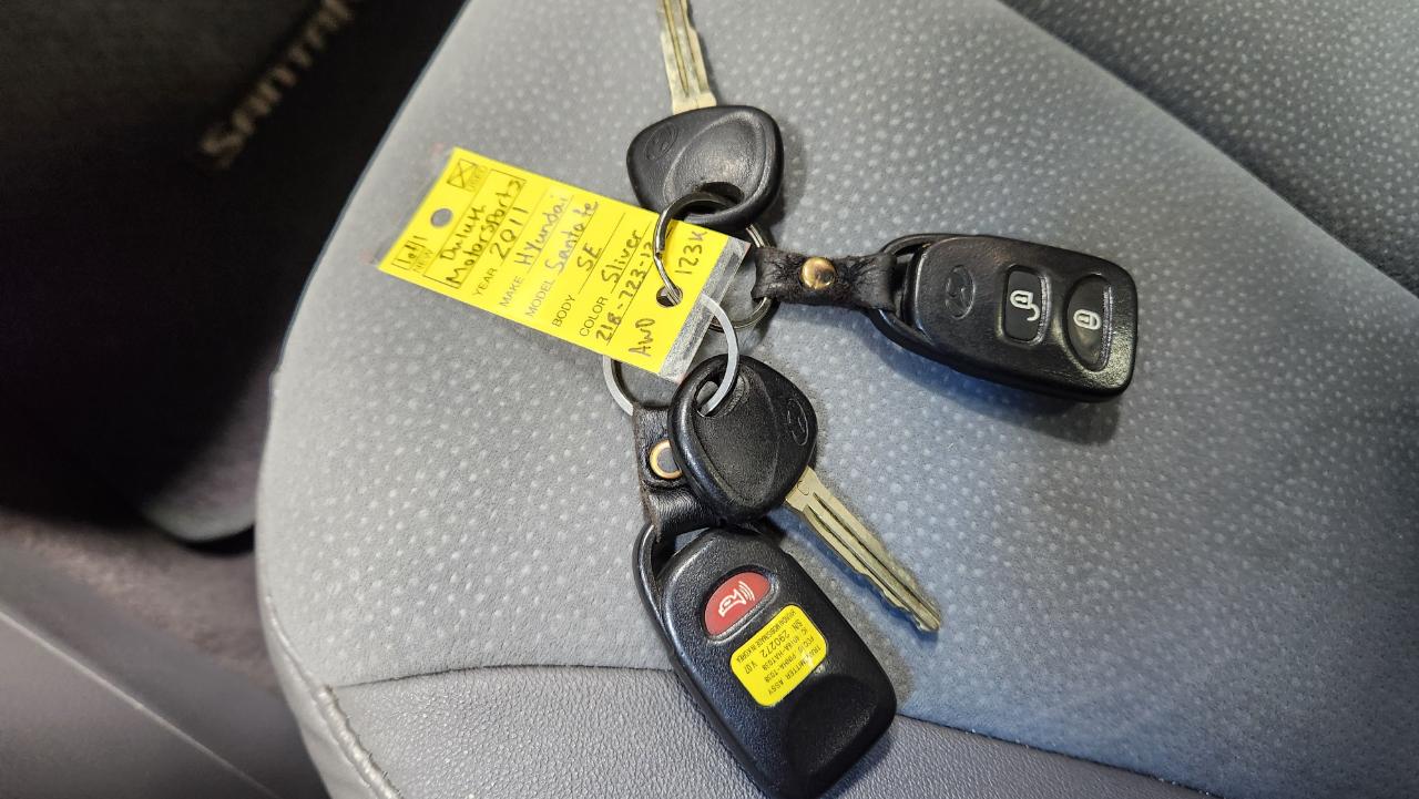 Hyundai Santa Fe SE 3.5 4WD 2011