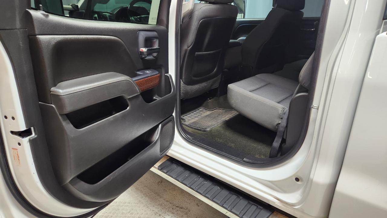 GMC Sierra 2500HD SLE Crew Cab 4WD 2015