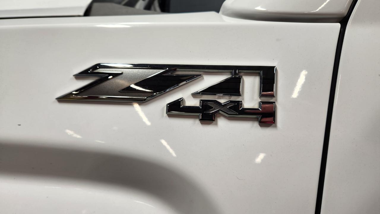 GMC Sierra 2500HD SLE Crew Cab 4WD 2015