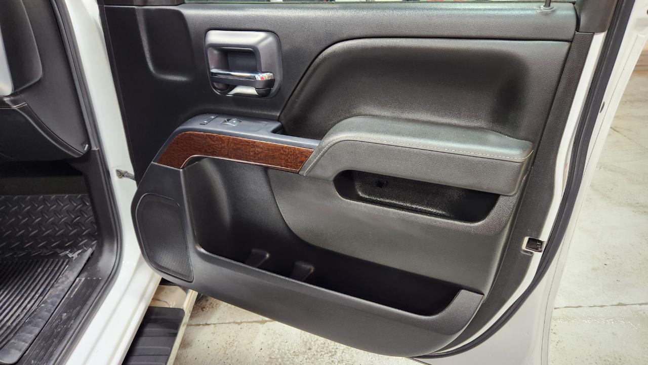 GMC Sierra 2500HD SLE Crew Cab 4WD 2015