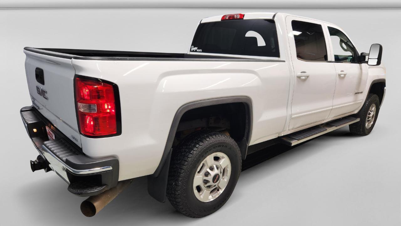 GMC Sierra 2500HD SLE Crew Cab 4WD 2015