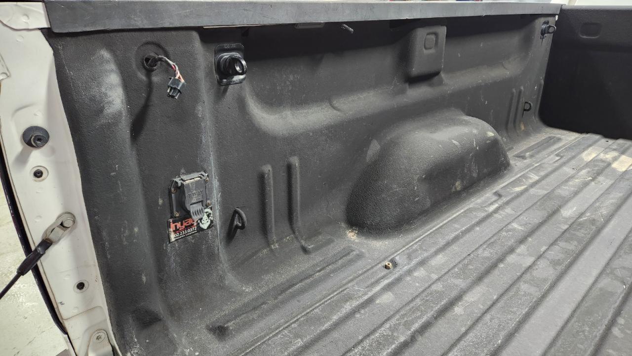 GMC Sierra 2500HD SLE Crew Cab 4WD 2015