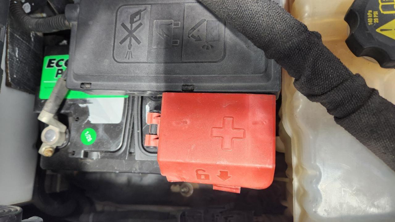 GMC Sierra 2500HD SLE Crew Cab 4WD 2015