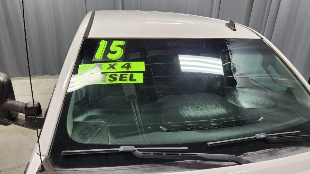 GMC Sierra 2500HD SLE Crew Cab 4WD 2015