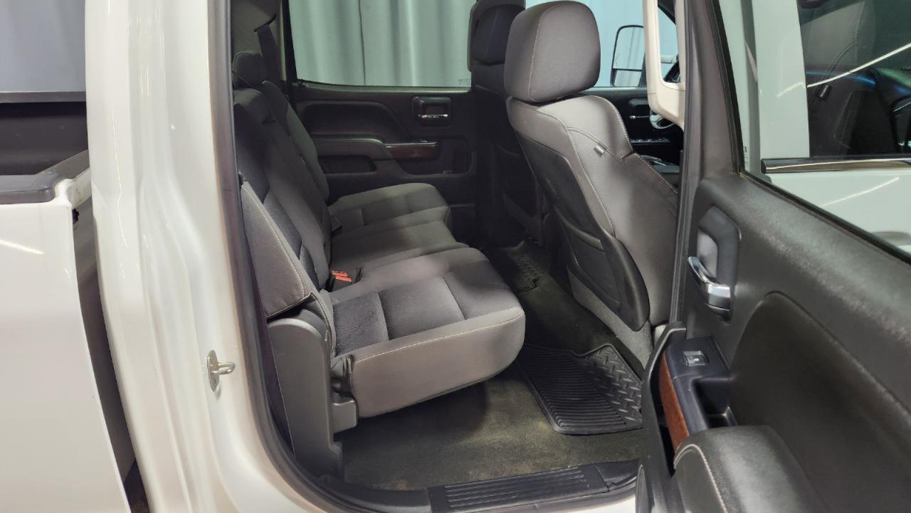 GMC Sierra 2500HD SLE Crew Cab 4WD 2015