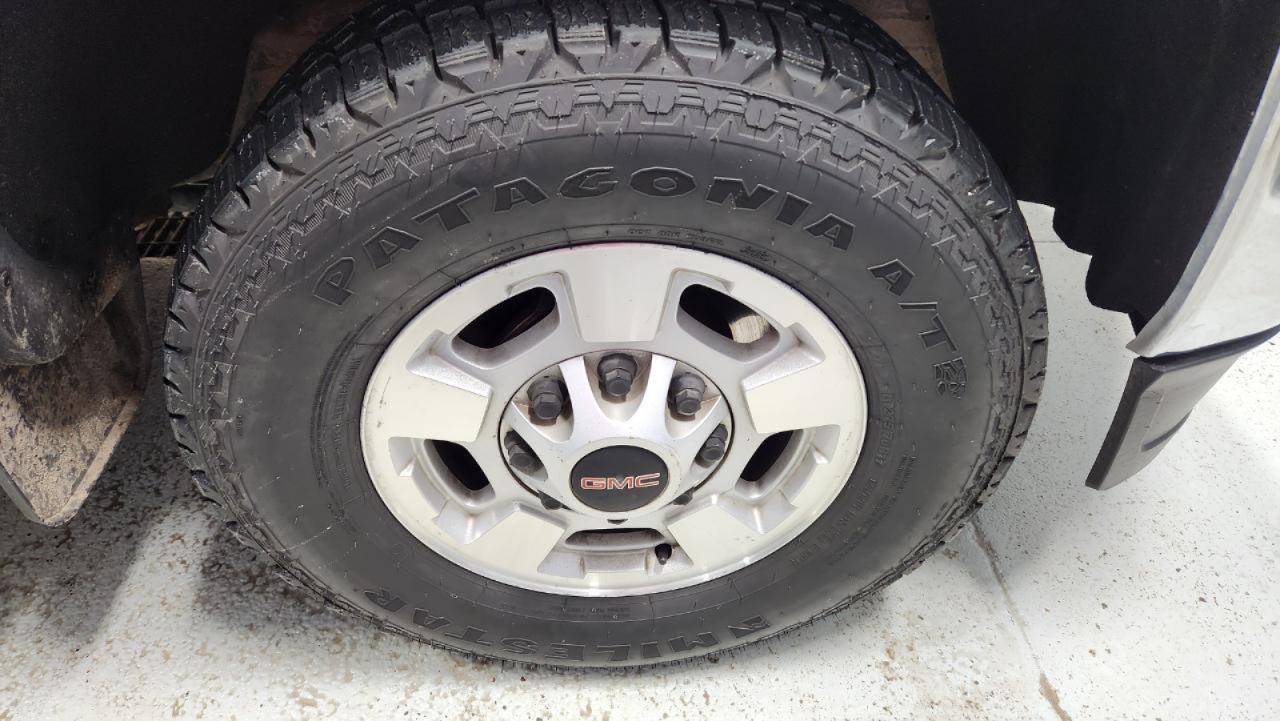 GMC Sierra 2500HD SLE Crew Cab 4WD 2015