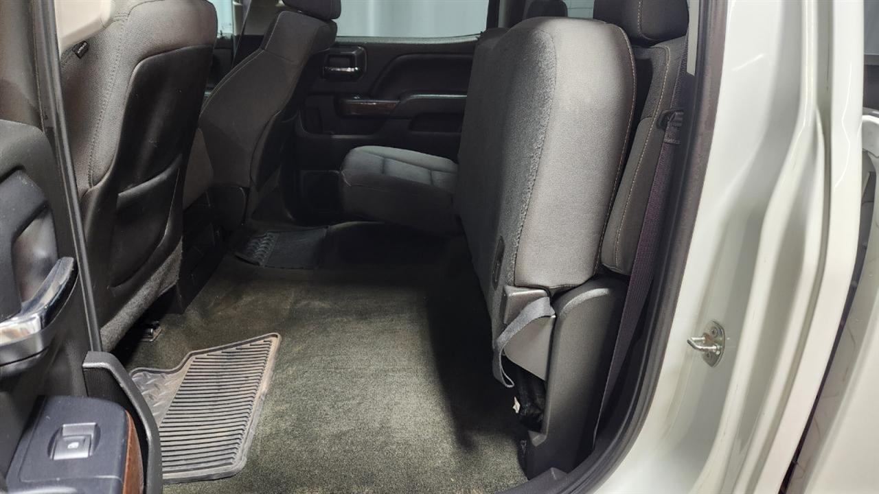 GMC Sierra 2500HD SLE Crew Cab 4WD 2015