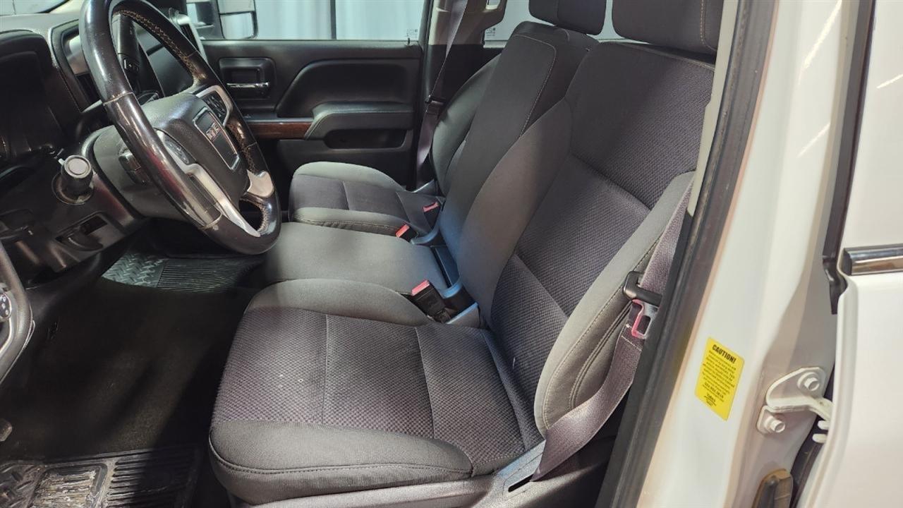 GMC Sierra 2500HD SLE Crew Cab 4WD 2015