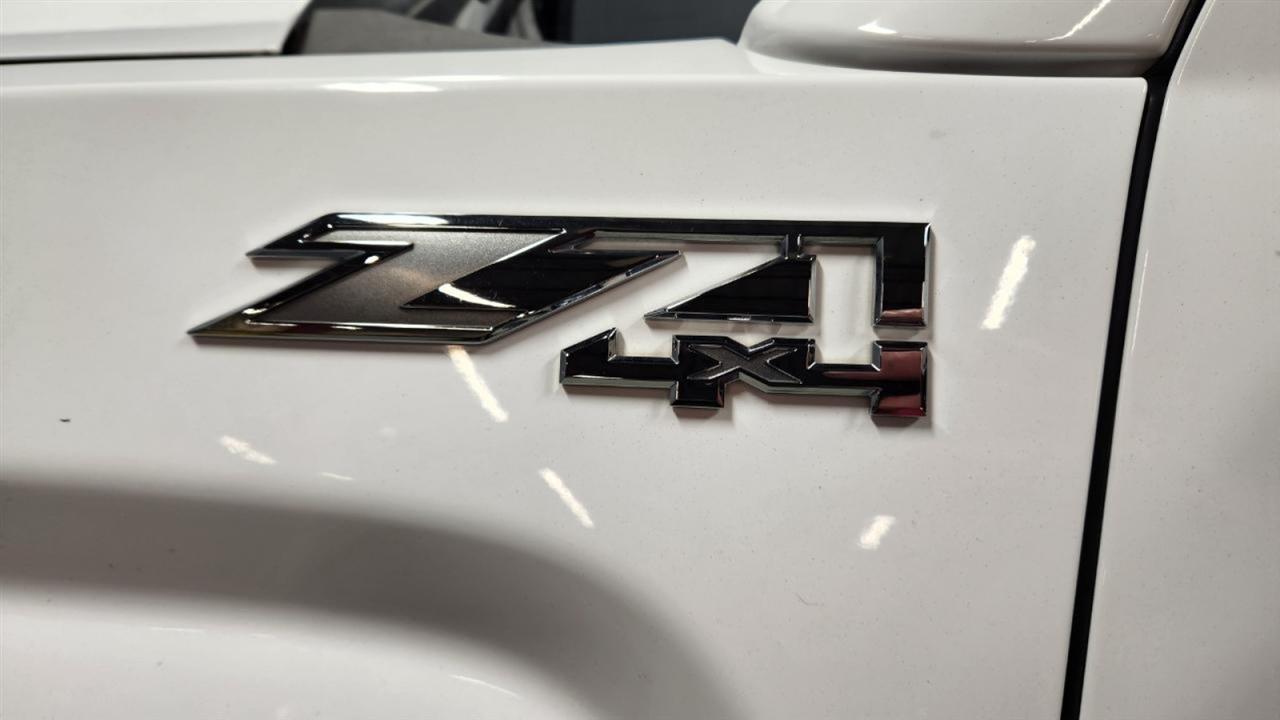 GMC Sierra 2500HD SLE Crew Cab 4WD 2015