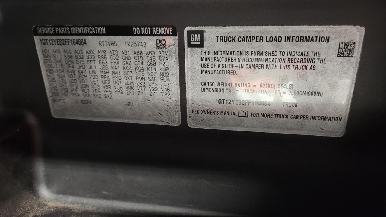 GMC Sierra 2500HD SLE Crew Cab 4WD 2015