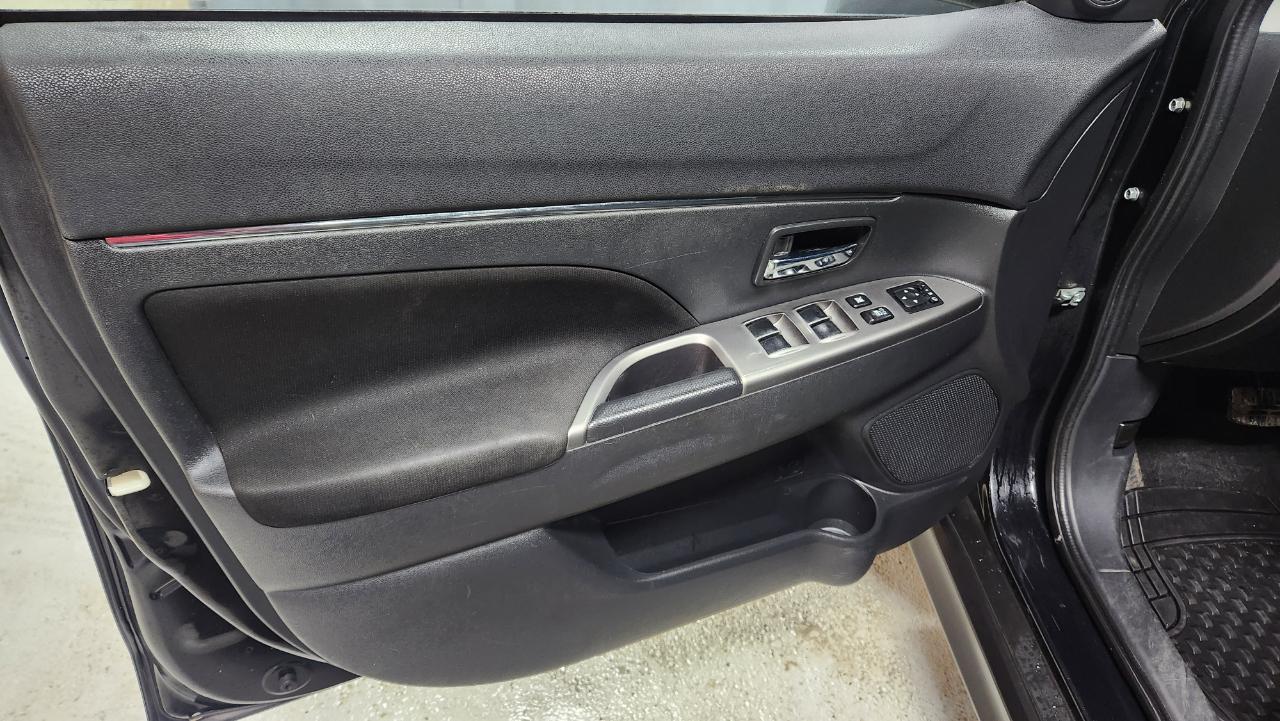 Mitsubishi Outlander Sport 2.0 SE 4WD CVT 2020