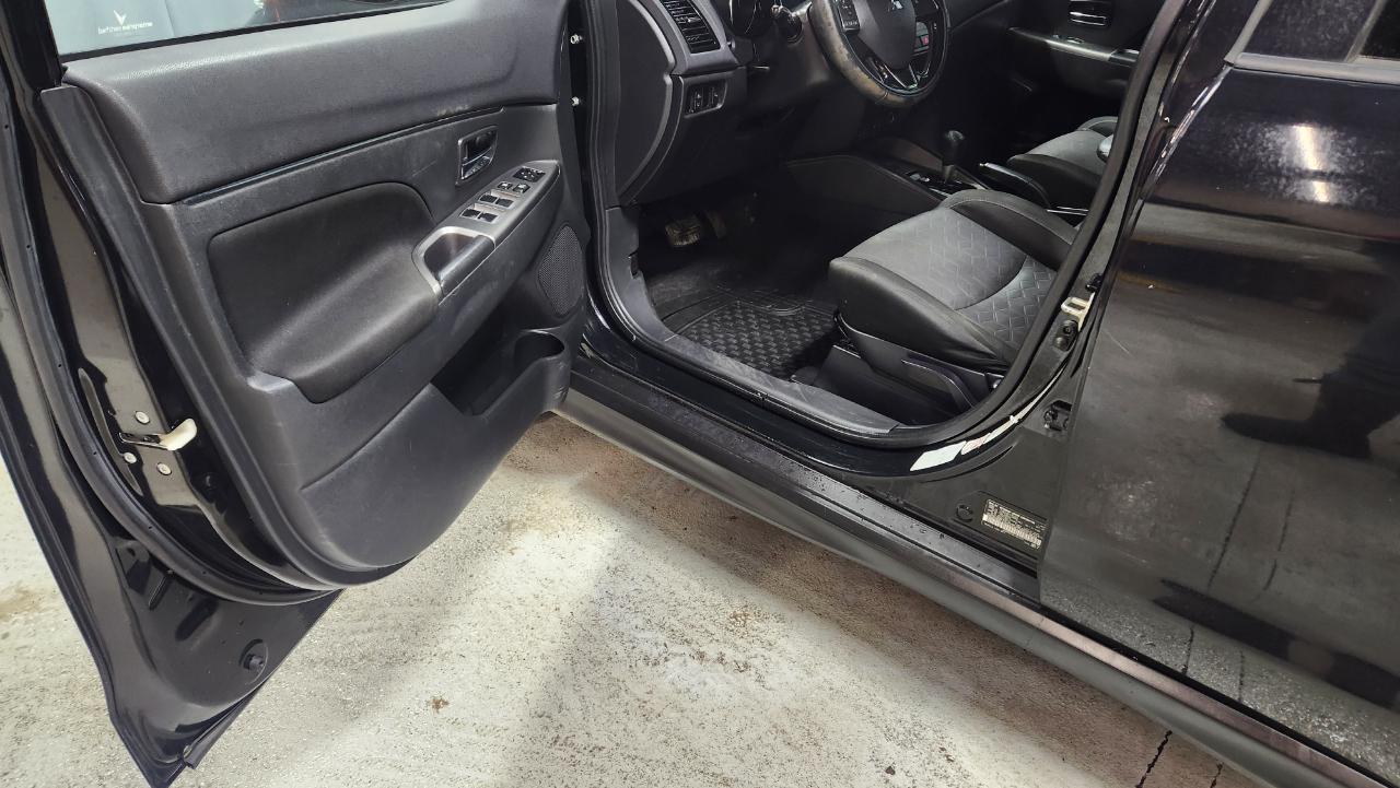 Mitsubishi Outlander Sport 2.0 SE 4WD CVT 2020