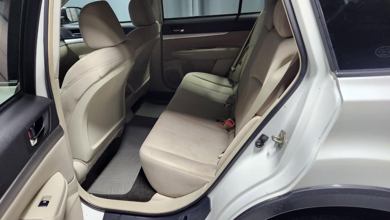 Subaru Outback 2.5i Premium 2014