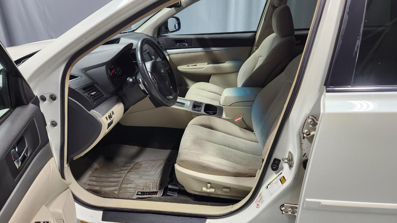 Subaru Outback 2.5i Premium 2014