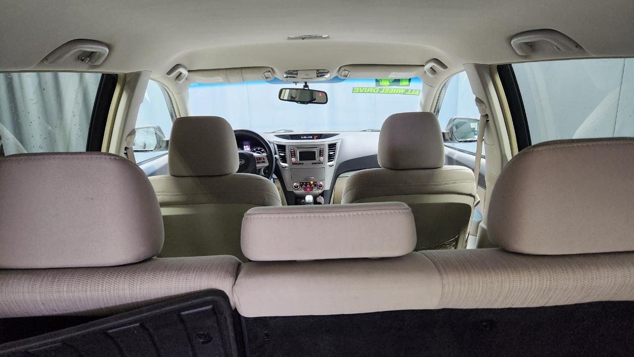 Subaru Outback 2.5i Premium 2014