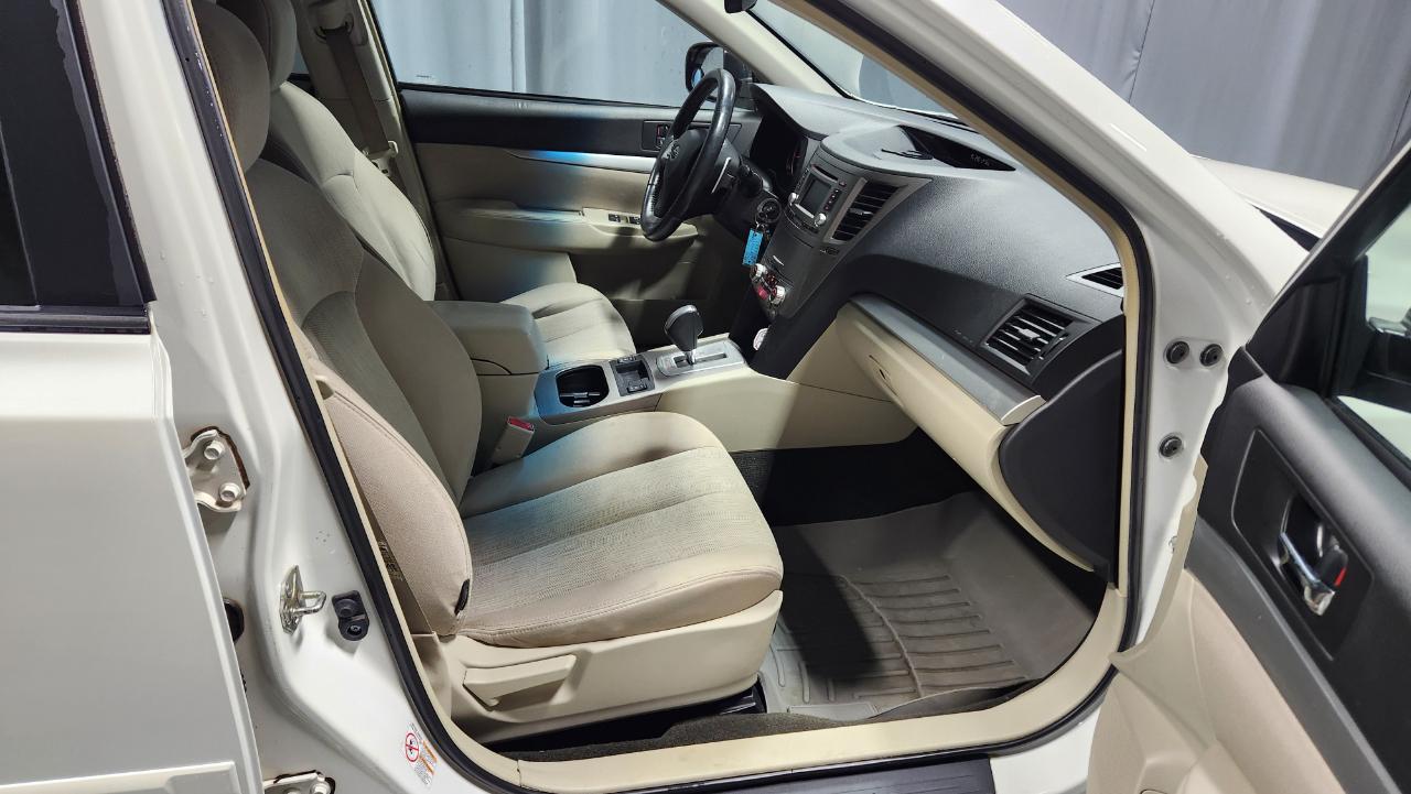 Subaru Outback 2.5i Premium 2014