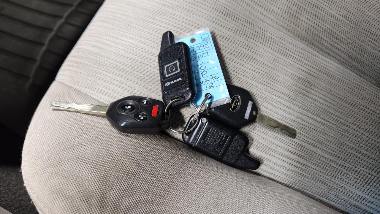 Subaru Outback 2.5i Premium 2014