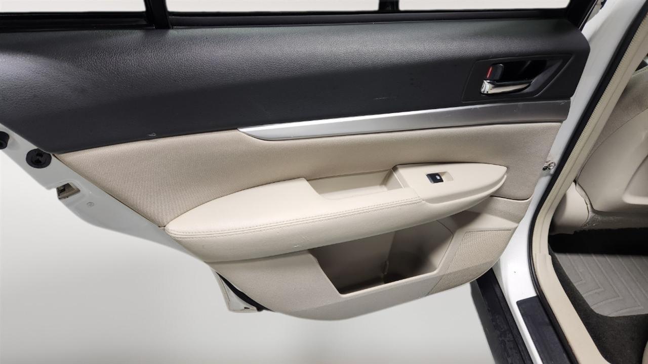 Subaru Outback 2.5i Premium 2014