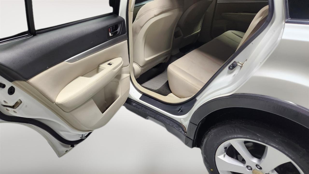 Subaru Outback 2.5i Premium 2014