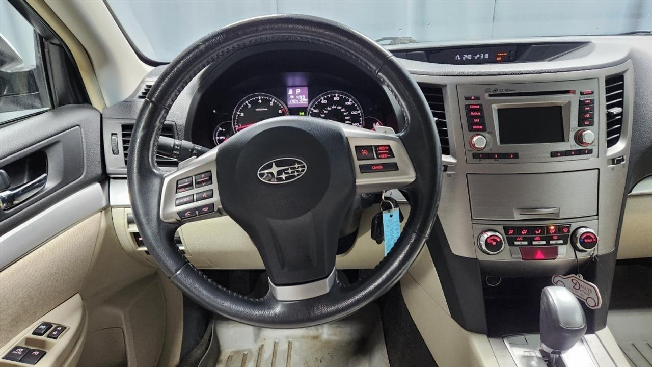 Subaru Outback 2.5i Premium 2014