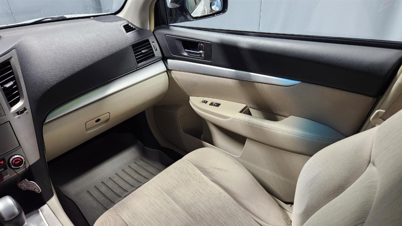 Subaru Outback 2.5i Premium 2014