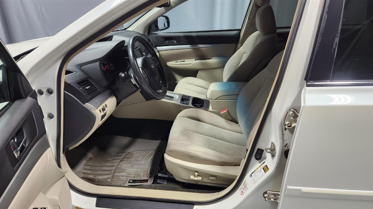 Subaru Outback 2.5i Premium 2014