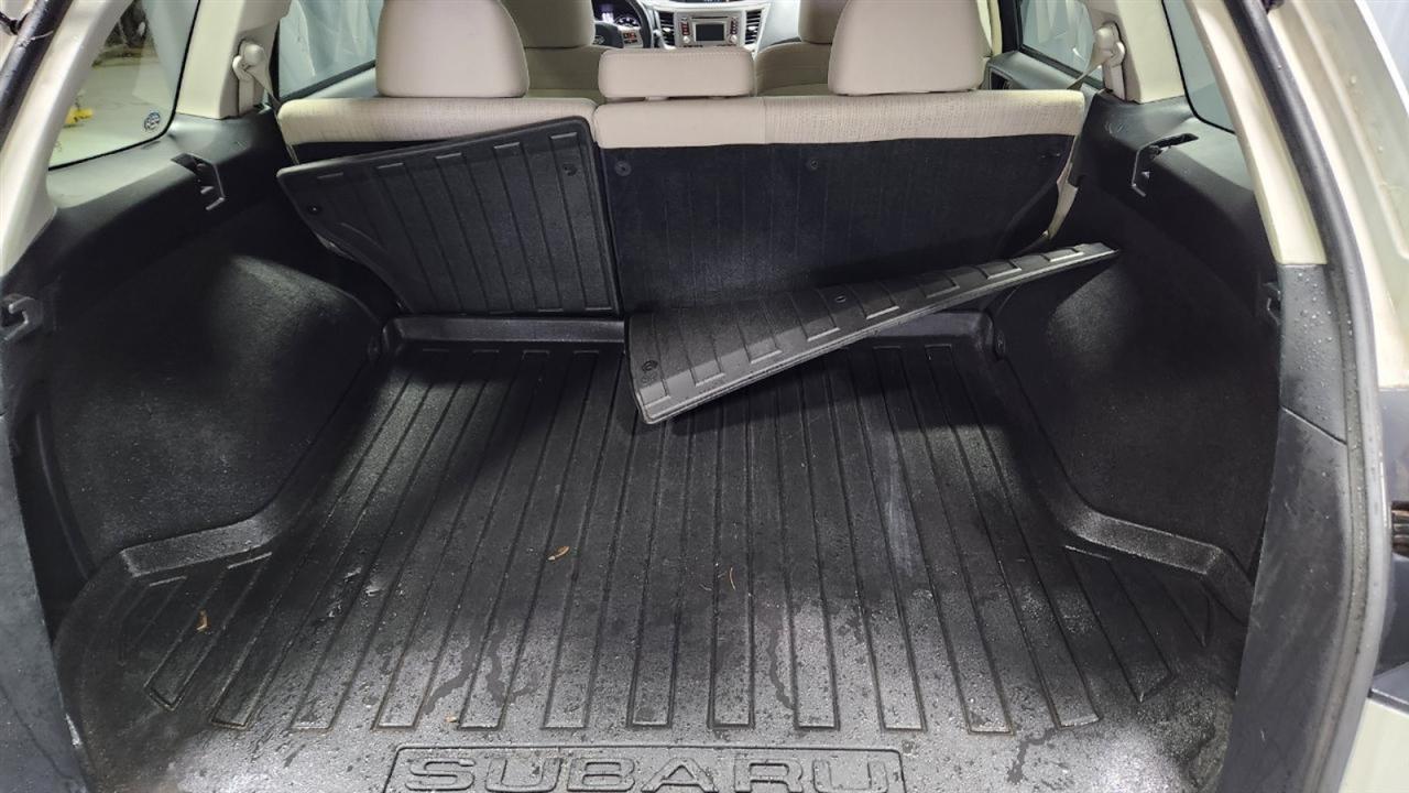 Subaru Outback 2.5i Premium 2014