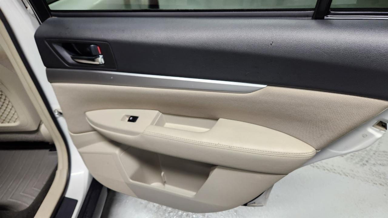 Subaru Outback 2.5i Premium 2014