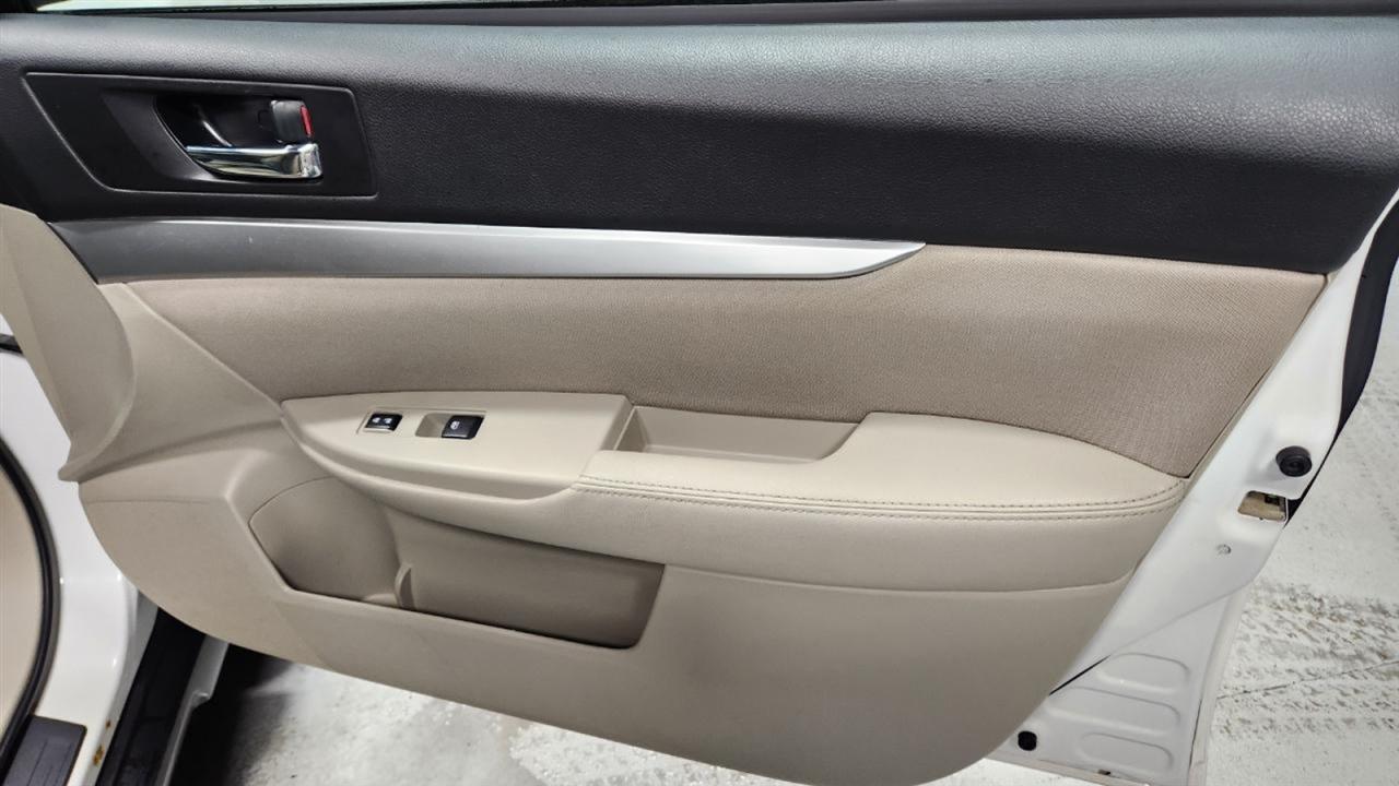 Subaru Outback 2.5i Premium 2014