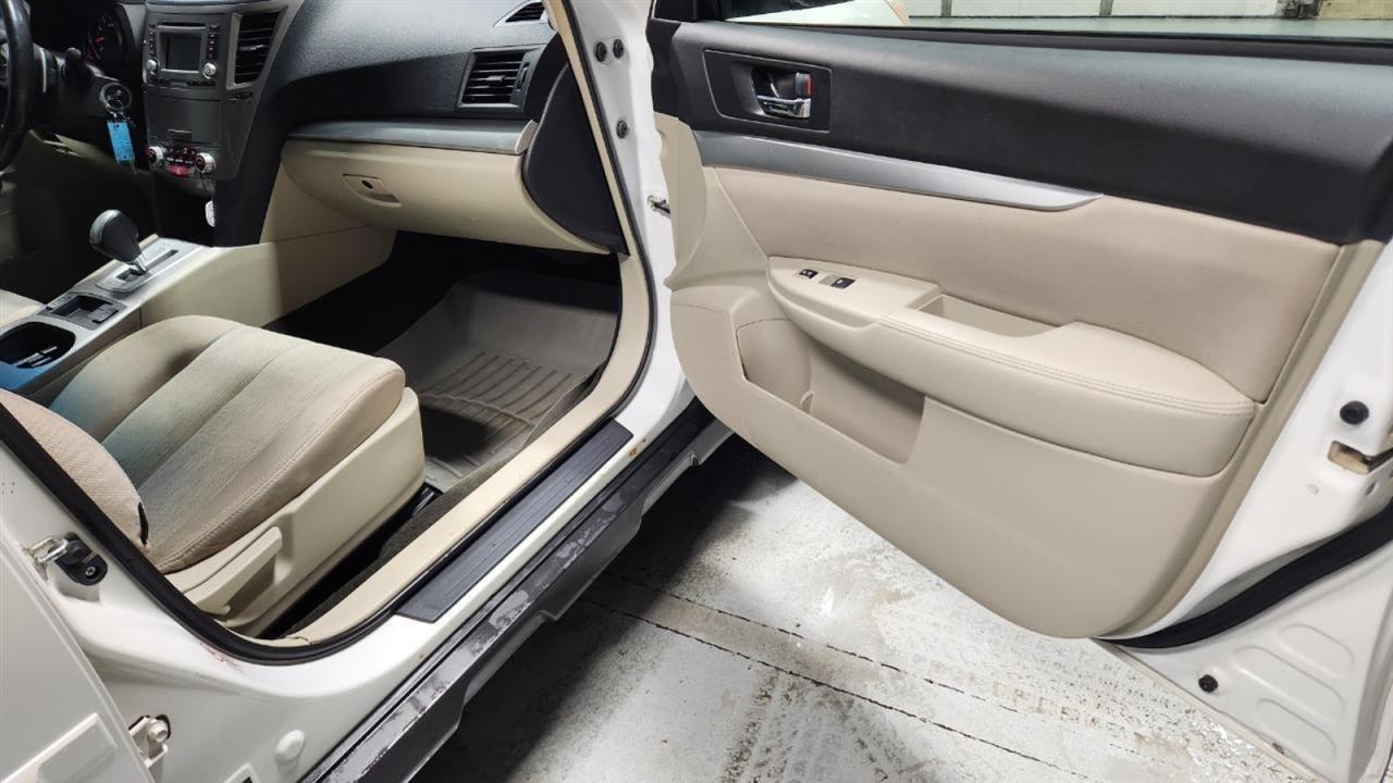 Subaru Outback 2.5i Premium 2014