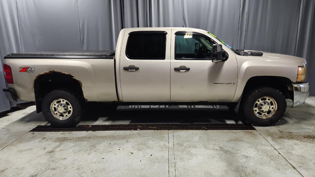 Chevrolet Silverado 2500HD LT1 Crew Cab Std. Box 4WD 2009