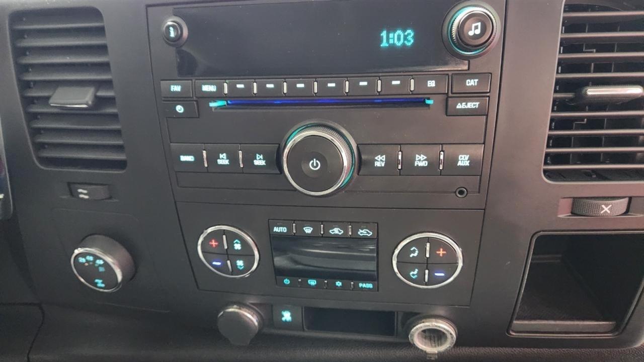 Chevrolet Silverado 2500HD LT1 Crew Cab Std. Box 4WD 2009