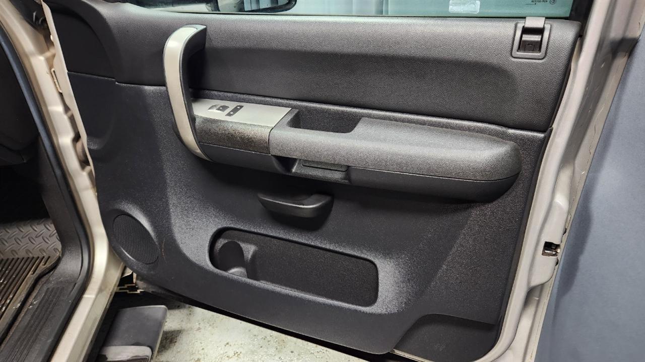 Chevrolet Silverado 2500HD LT1 Crew Cab Std. Box 4WD 2009